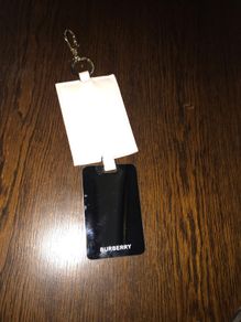 Burberry mirror collectible keyring pink  - New