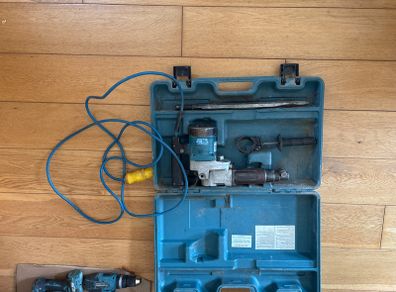 Makita HR3850K Rotary Demolition Hammer 940W Corded Heavy Duty With Case 2001