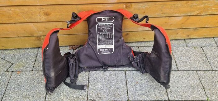 Buoyancy aid