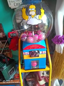 Ball vending machine