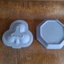 2 x small Wedgwood dishes Image 3