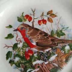 Royal Worcester Palissy trinket dish, Christmas Robin, ring dish, tip dish, display plate