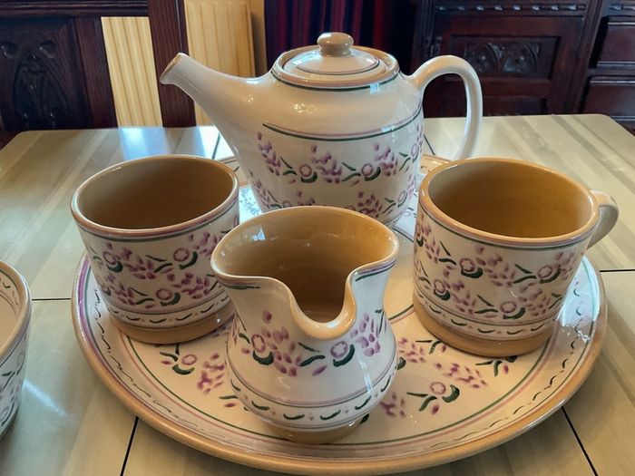 Nicholas Mosse Lavender starter set from Washington creek USA . Tea pot, two mugs , creamer and an oval platter . Pricing the set