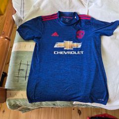 Manchester United Football Club Away Jersey 2016 to 2017 Medium Adult