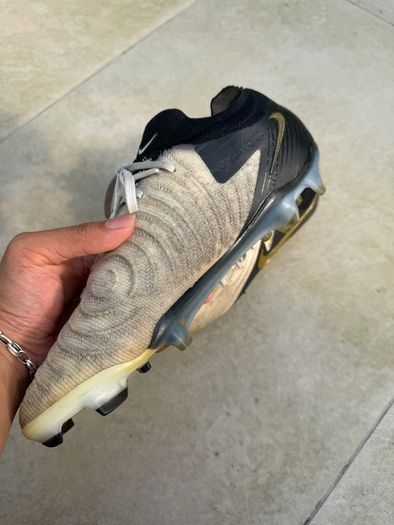 Nike Phantom GX 2 Elite FG Metallic Gold Coin FJ2559-100
