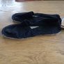 Ladies Canvas Shoes for Sale Image 3