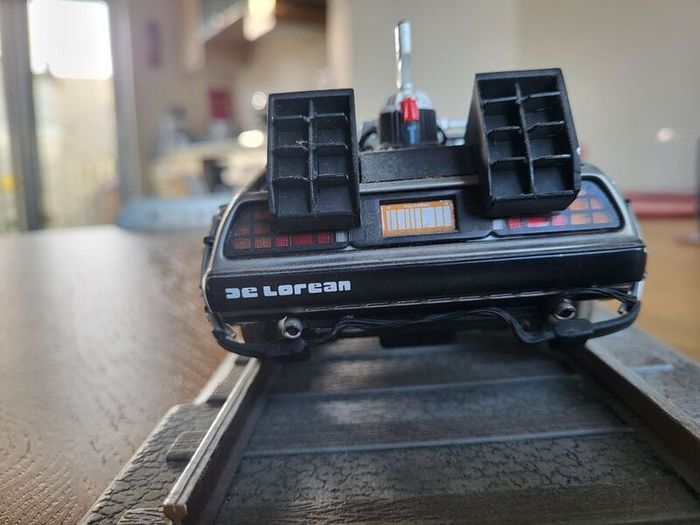 De Lorean die-cast metal model
