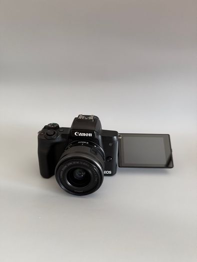 Canon EOS M50 Mark II + 15-45mm + Sigma 70-300mm + Fisheye + Batteries + Viltrox adapter + Apex 4K Camera