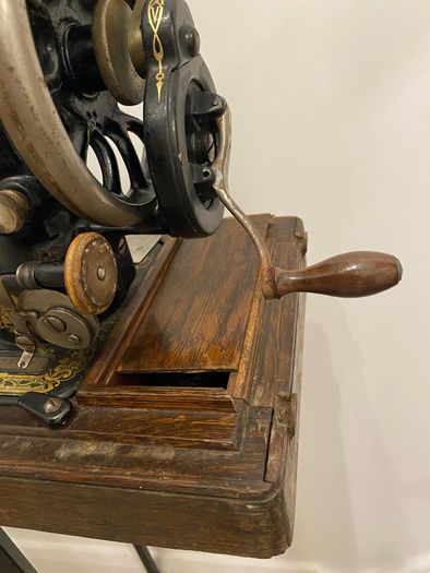Sewing Machine Singer original Table Top model