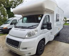 Camper