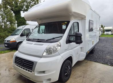Camper