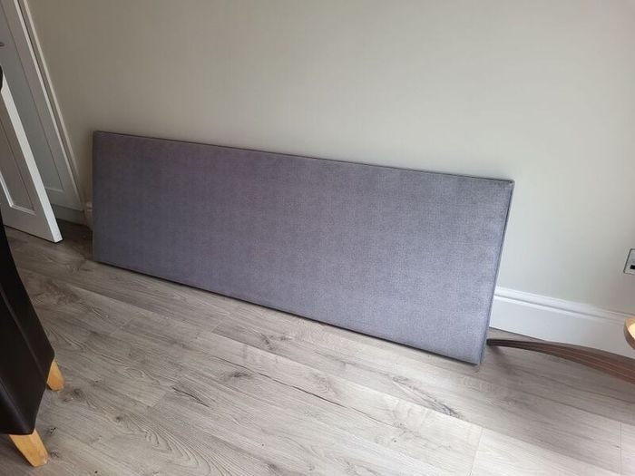 headboard