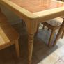 kitchen table and chairs Image 2