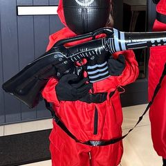 Squid game child guard suit with mask