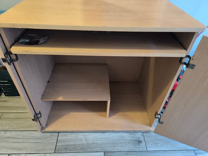 computer desk