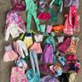Barbie Dream House & Barbies Image 3
