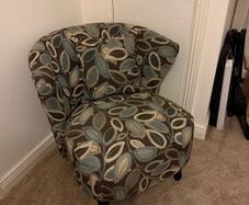 Tub chair