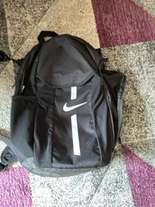 Nike 30L bag