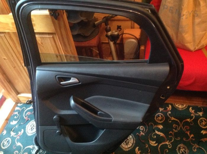 2013-2016 Ford Focus drivers side doors