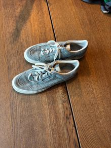 Adidas shoes size 44, 10