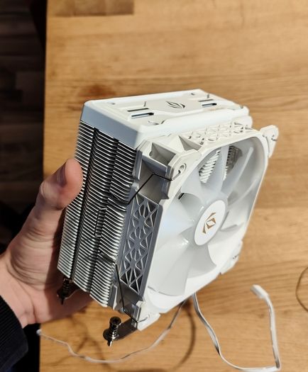 Forgeon Solarian 4 Pipes 120mm ARGB CPU Cooler White