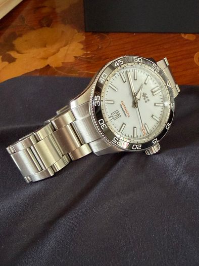Christopher Ward C60 Trident Pro 300