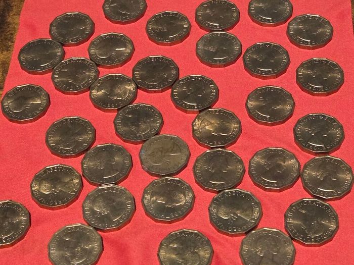 1967 Elizabeth II Brass Threepence 36pcs.
