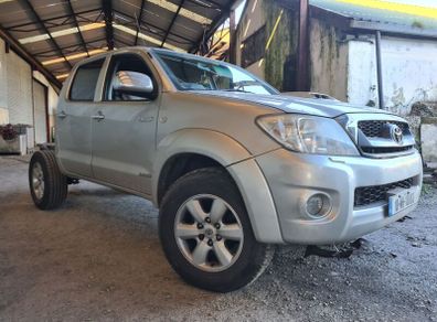 Toyota Hilux for parts