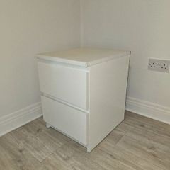 Chest of 2 drawers