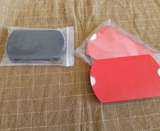 Small Pillow Boxes Red and Black