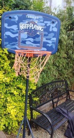 Basket ball hoop