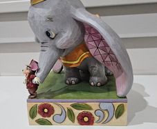 Disney traditions dumbo & timothy statue