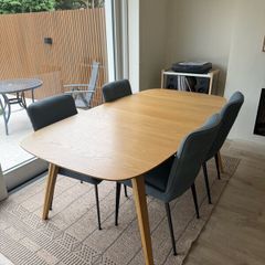 BoConcept Hauge Extendable Dining Table Oak Veneer
