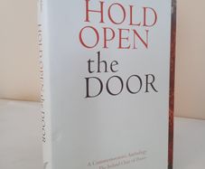 Hold Open the Door: A Commemorative Anthology from The Ireland Chair of Poetry Edited by Michael McCann (PT09)