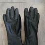 Stunning gloves Image 2