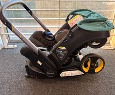 Doona+ Car Seat & Stroller - Full Set with ISOFIX Base, Rain Cover, Newborn Insert & Travel Bags