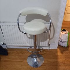 Kitchen stools