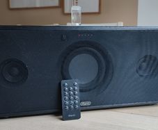 IWANTIT IBTLIA17 Bluetooth Wireless Apple Lightning Docking Station 120W Speaker