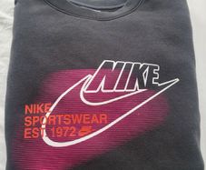 Nike sweatshirt