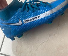 Football boots UK 4.5