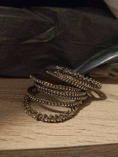 bangles