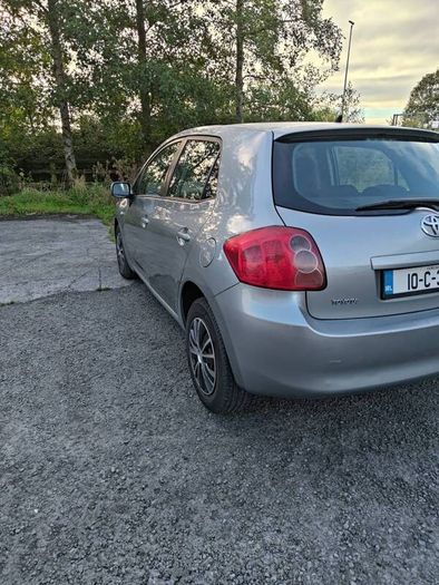 2010 Toyota Auris