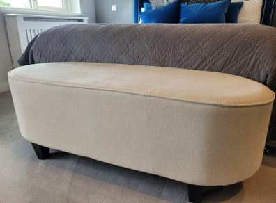 Bedroom bench
