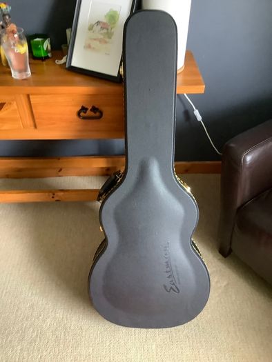 Eastman E10 OM-TC  Acoustic Mint