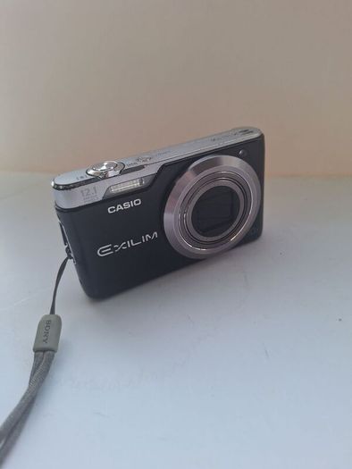 Casio Exilim EX-H5