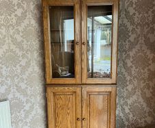 Kitchen wall cabinets