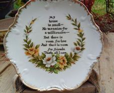 Vintage Display plate "home"