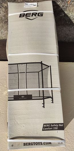 Trampoline safety net