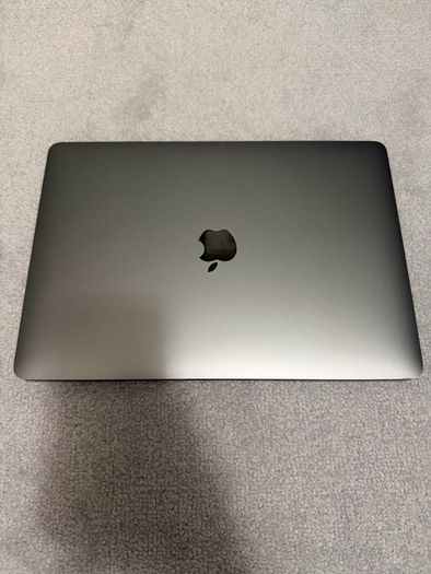 Macbook Pro M2 13inch