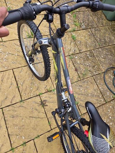 Apollo creed full suspension bike, need some TLC, new tyres, 24 inch